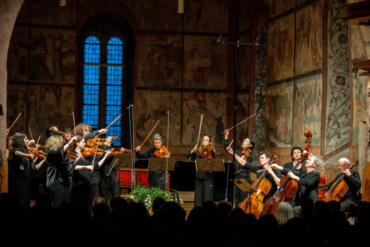 07.08.2026_steven_isserlis__and__camerata_bern_faux.jpg